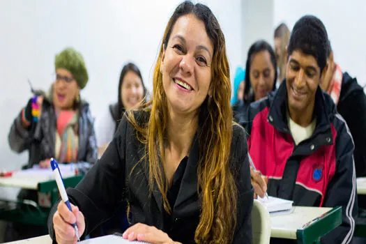 Matrículas para cursos podem ser feitas nas escolas estaduais