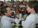 Prefeitura de Diadema entrega 13 mil livros aos alunos