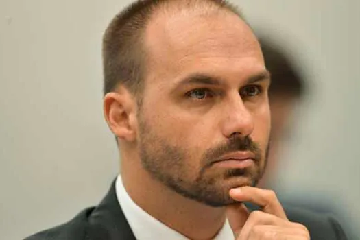 China rebate declaração de Eduardo Bolsonaro sobre coronavírus: “contraiu vírus mental”