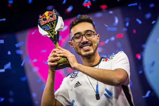 LOL: Carioca bate carrasco e se torna campeão brasileiro inédito de maior torneio mundial