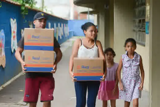 São Bernardo inicia distribuição de kits do Merenda Solidária para famílias de baixa renda