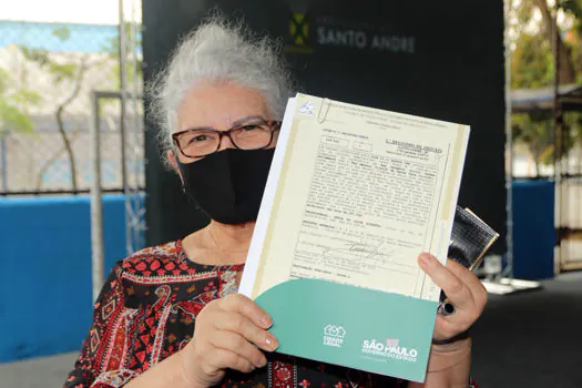 Habitação entrega mais de 300 matrículas de imóveis em Santo André _x000D_