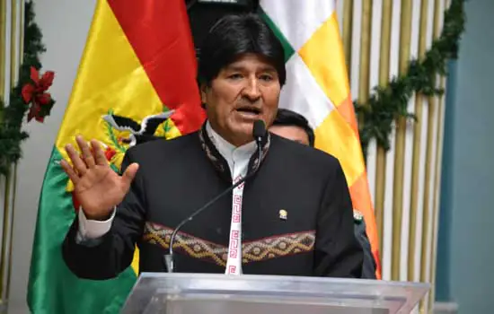 Bolívia vive protestos após apuração ser retomada e indicar vitória de Evo Morales