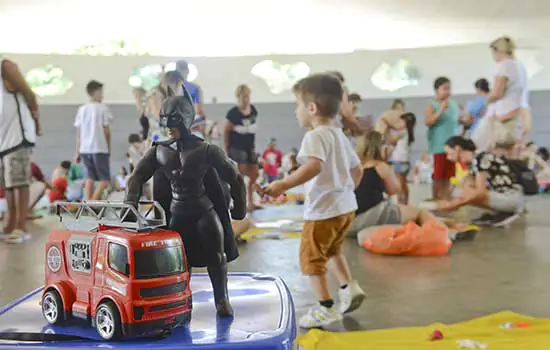 Mais de 230 pessoas prestigiam a 1ª Feira de Troca de Brinquedos de 2019