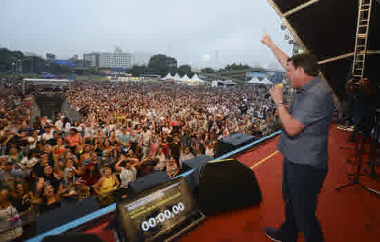 Festival do Verão traz 50 mil pessoas no segundo dia de shows