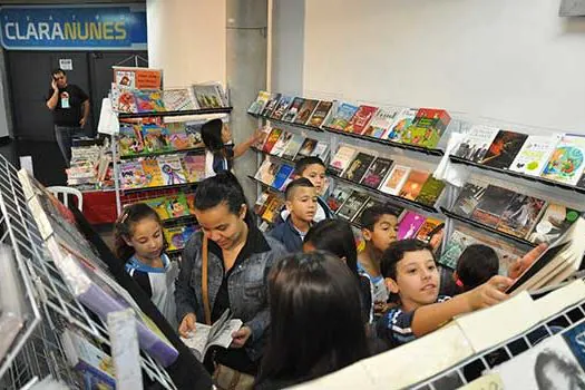 Feira do Livro de Diadema promove leitura e novos lançamentos