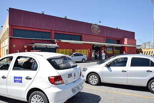 Combate ao coronavírus faz Prefeitura de Diadema fechar dois supermercados