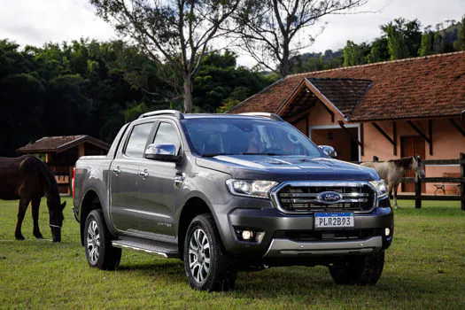 Ford Ranger assume a liderança das picapes e tem a maior participação da história