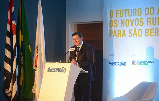 Orlando Morando prestigia Fórum Estadão