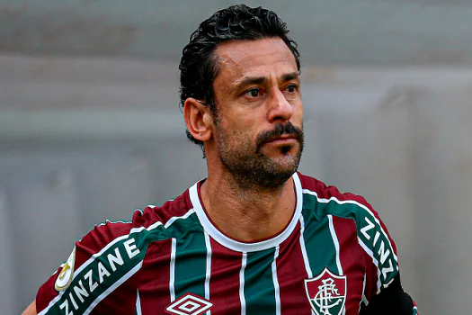 Fred desperdiça pênalti e Fluminense empata com Unión Santa Fe