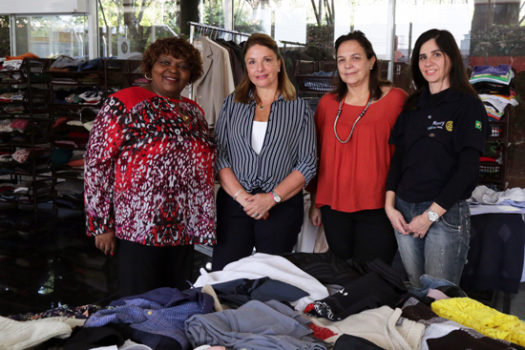 FSS de São Caetano recebe doação de 3 mil peças de roupas