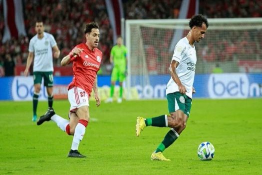 Internacional vence Goiás por 1 a 0