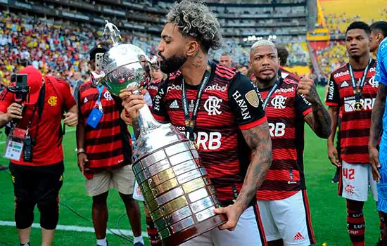 Gabigol entra para a história e Flamengo é Tri da Libertadores