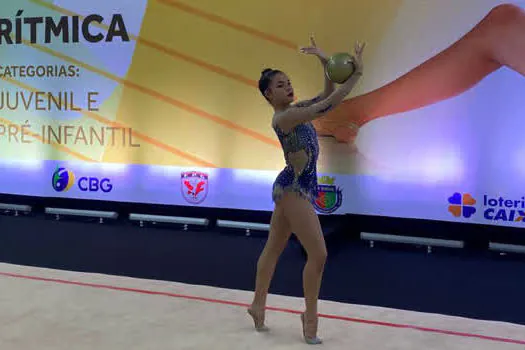 Aluna do Colégio Adventista de São Caetano é anfitriã do Campeonato de Ginástica Rítmica