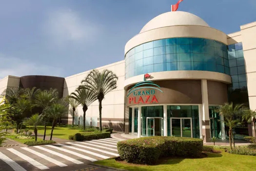 Grand Plaza Shopping comemora 24 anos de sucesso