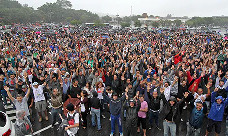 Definida Greve na Mercedes