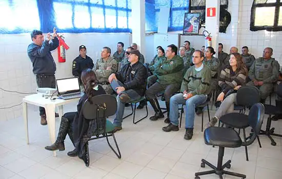 Guardas e fiscais ambientais recebem capacitação no Estoril