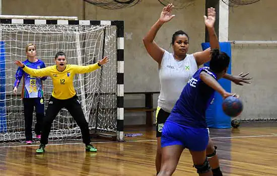 Handebol de Santo André tem peneira para categorias de base