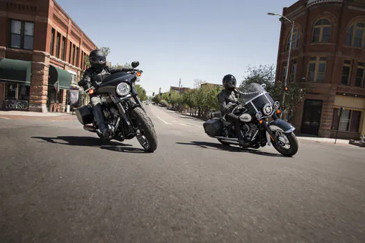 Harley-Davidson do Brasil sugere rotas românticas com planejamento para volta às estradas