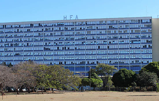 Bolsonaro tem alta em Brasília