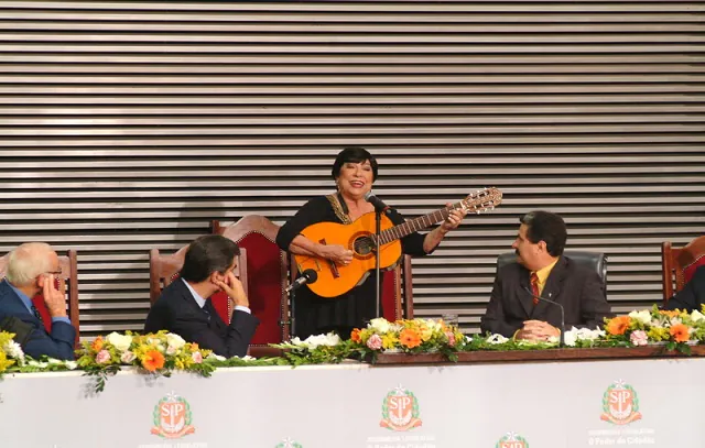 Prêmio Inezita Barroso acontece com homenagens a Marília Mendonça e Rolando Boldrin