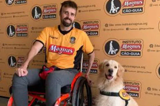 Instituto Magnus realiza primeira doação de cão de assistência para cadeirante