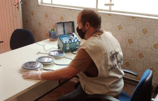 Ipem-SP verifica aparelhos de medir pressão arterial do    Hospital Assunção de São Caetano de Sul