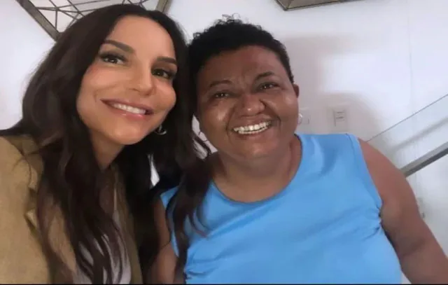 Ivete Sangalo visita Leo Santana e Lore Improta e funcionária passa mal de emoção