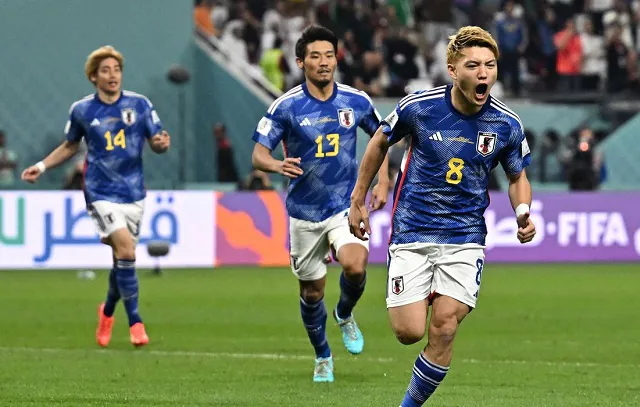 Japão surpreende Espanha e se garante nas oitavas da Copa do Catar