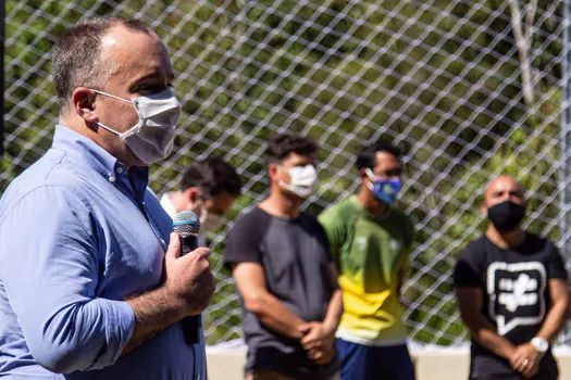 Ribeirão Pires ganha nova quadra de grama no Jardim Alvorada