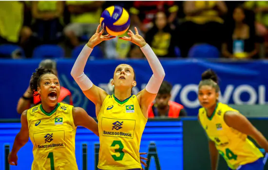 Seleção feminina de vôlei estreia no Sul-Americano contra Peru