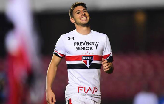 São Paulo deve ter Calleri por pelo menos 45 minutos para enfrentar a Chapecoense