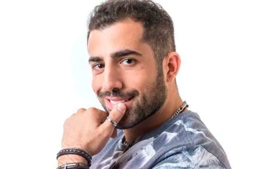 Kaysar Dadour obtém cidadania brasileira e faz anúncio no ‘Domingão do Faustão’