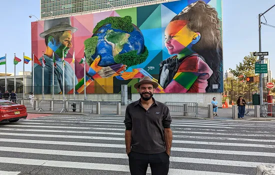 Mural de Eduardo Kobra na fachada da ONU convida à reflexão sobre o futuro