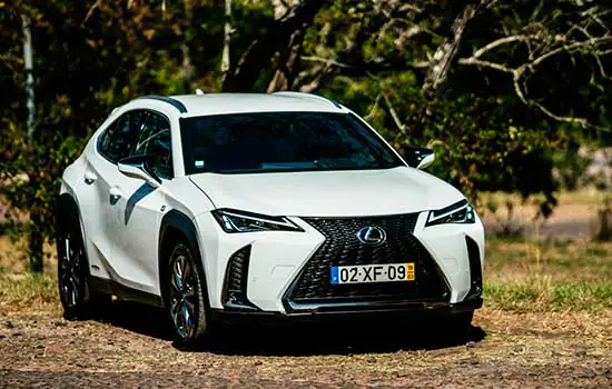 Testamos e avaliamos o híbrido Lexus UX – Racional chique