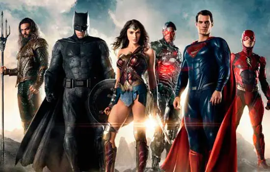 Atores de ‘Liga da Justiça’ pedem lançamento de versão original do filme