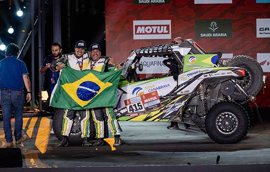 Rodrigo Luppi/Maykel finalizam o Dakar 2022 em sexto entre os UTVs T4