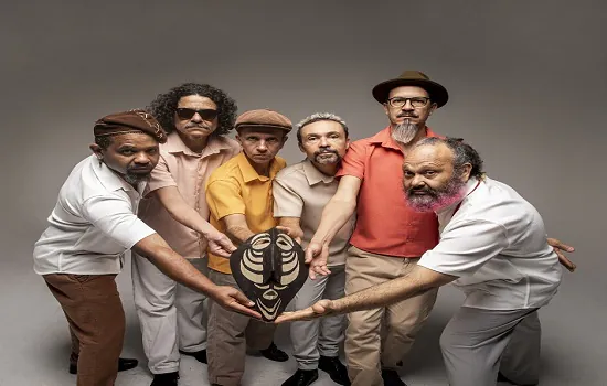 Mestre Ambrósio realiza show no Sesc Vila Mariana