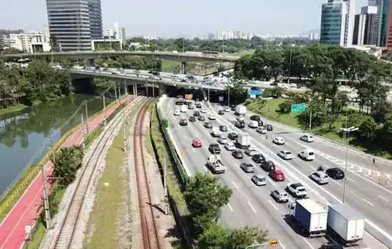 Trecho da Marginal Pinheiros será interditado para continuação das obras da Linha 17-Ouro