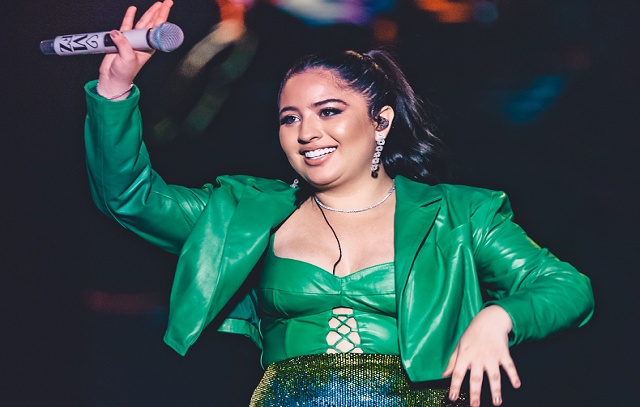 Mari Fernandez faz sua estreia no Carnaval com agenda de shows lotada
