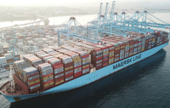 Maersk acelera metas para zerar emissões de carbono até 2040