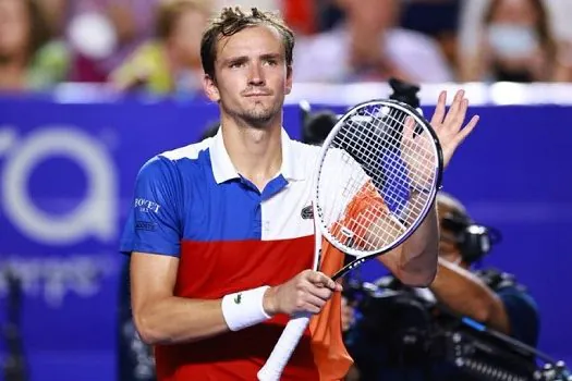 Medvedev derrota chinês e vê confronto com Kyrgios como ‘decisivo’ no US Open