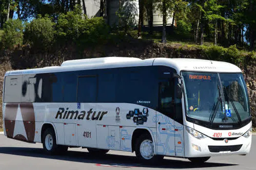 Marcopolo e Mercedes-Benz desenvolvem modelo ideal para fretamento