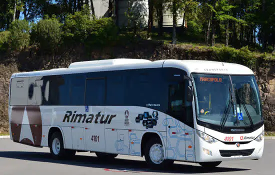 Marcopolo e Mercedes-Benz desenvolvem modelo ideal para fretamento