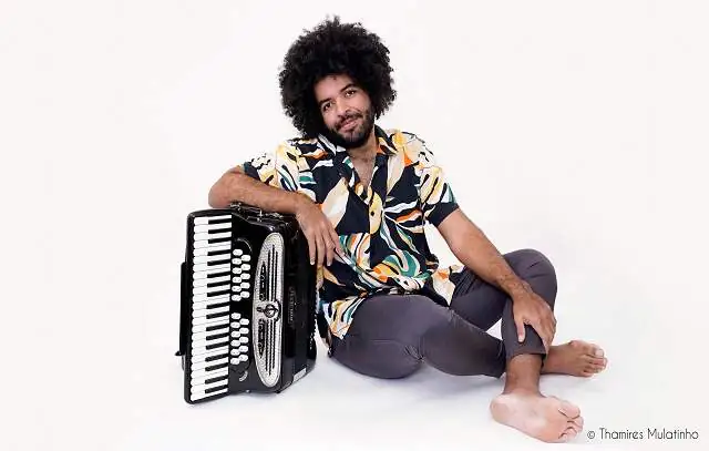 Mestrinho mostra show da turnê ”Eu e você” no Sesc Santo Amaro