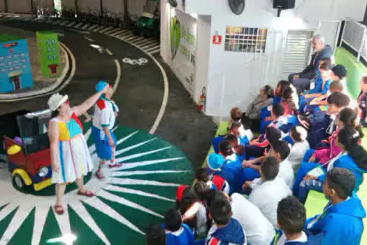 Unidades da EcoRodovias, em São Paulo, terão projeto teatral para educação no trânsito