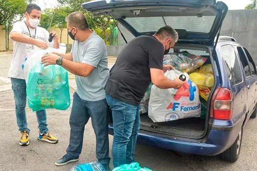 Moeda Pet entrega mais de 300 quilos de ração em Santo André