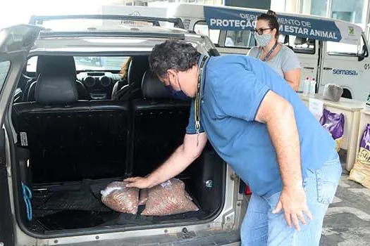 Drive-thru do Moeda Pet acontece no estacionamento da Sabina no próximo sábado