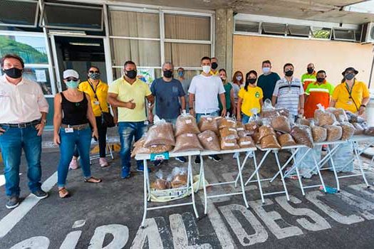 Moeda Pet entrega 300 quilos de ração para cães e gatos em Santo André