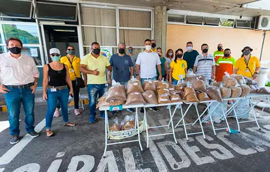 Moeda Pet entrega 300 quilos de ração para cães e gatos em Santo André